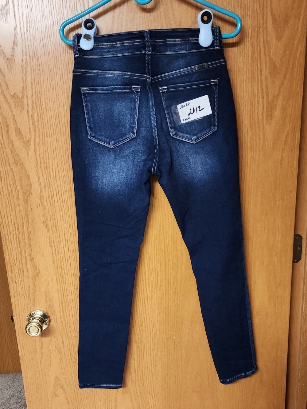 KanCan Women’s Dark Blue Stretch Jeans 26x26 nwot number 2012